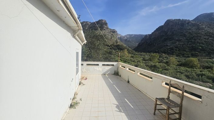 Image No.27-5 Bed Maisonette for sale