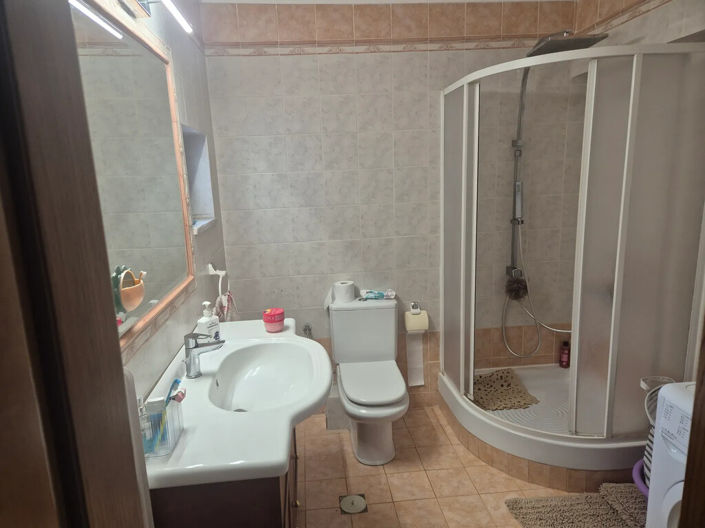 Image No.13-4 Bed Property for sale