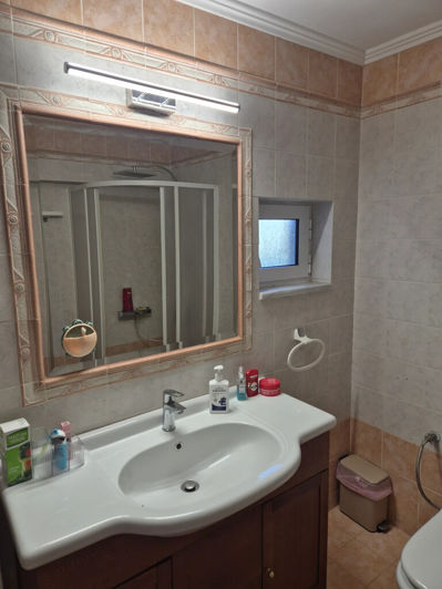 Image No.14-4 Bed Property for sale