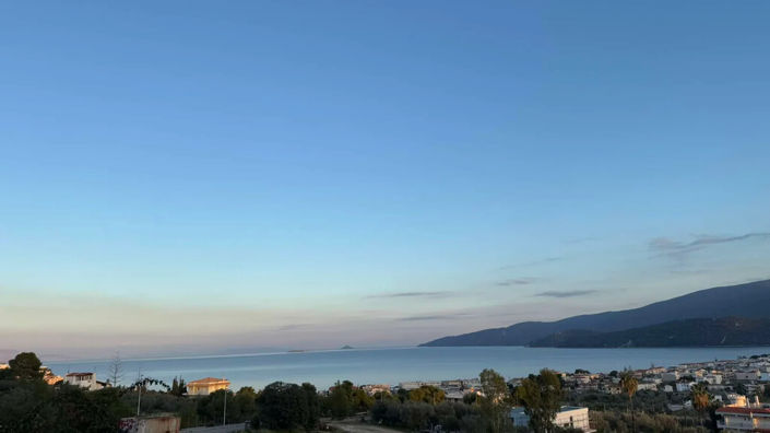 Image No.11-2 Bed Maisonette for sale