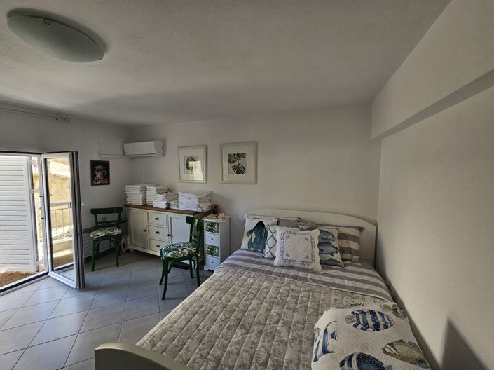 Image No.15-3 Bed Flat for sale