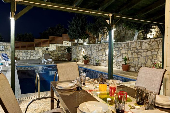 Image No.12-5 Bed Villa for sale