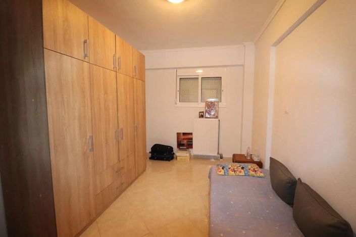 Image No.14-2 Bed Maisonette for sale