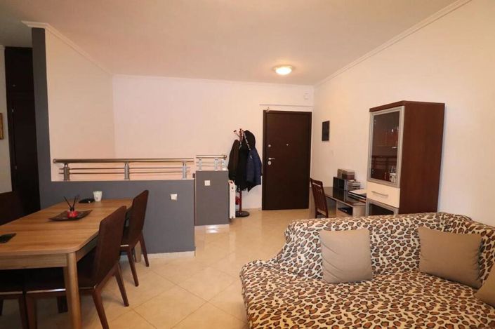 Image No.4-2 Bed Maisonette for sale