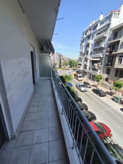 Image No.20-2 Bed Flat for sale