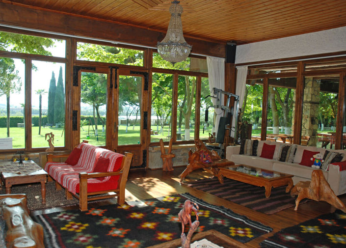 Image No.16-5 Bed Property for sale