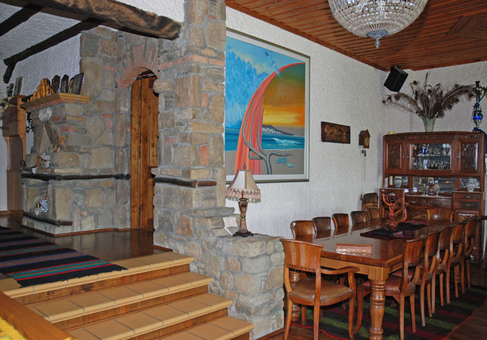 Image No.19-5 Bed Property for sale