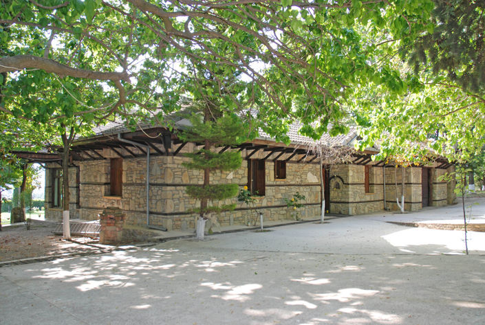 Image No.5-5 Bed Property for sale