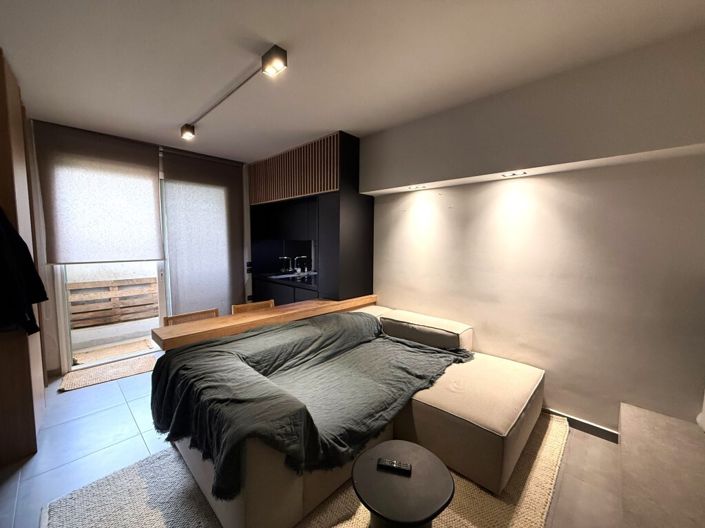 Image No.28-3 Bed Maisonette for sale