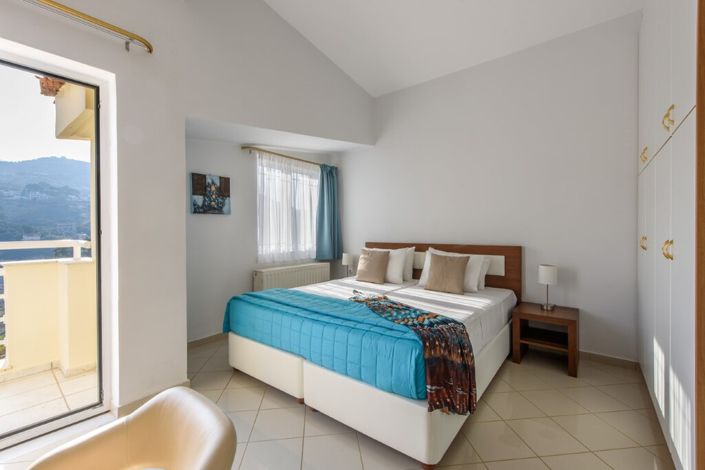 Image No.15-5 Bed Villa for sale