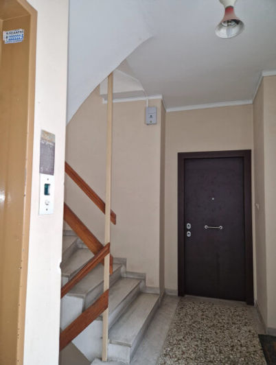 Image No.12-2 Bed Flat for sale