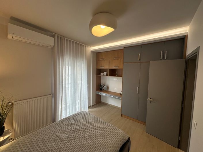 Image No.12-3 Bed Flat for sale