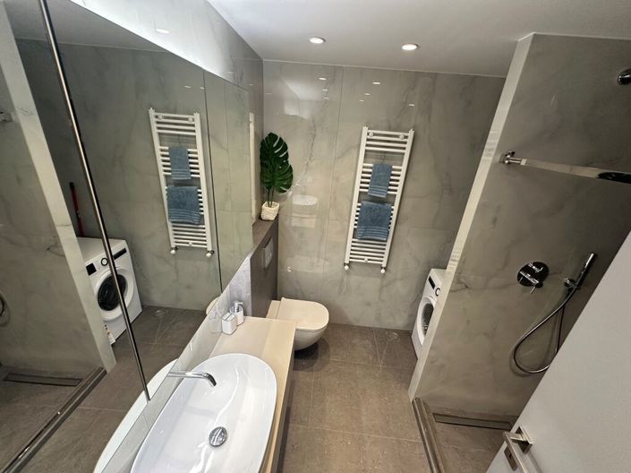 Image No.13-3 Bed Flat for sale