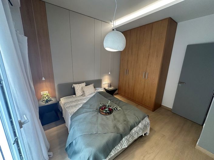 Image No.7-3 Bed Flat for sale