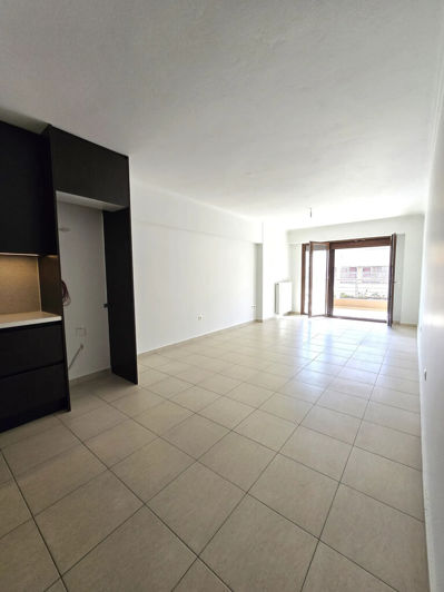 Image No.3-2 Bed Flat for sale