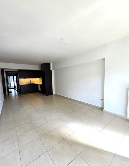 Image No.5-2 Bed Flat for sale
