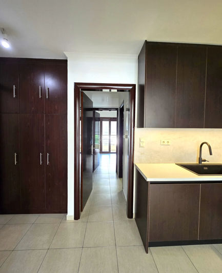 Image No.7-2 Bed Flat for sale