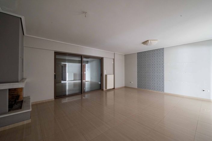 Image No.4-3 Bed Maisonette for sale
