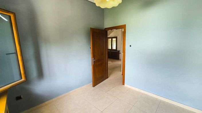 Image No.11-3 Bed Maisonette for sale