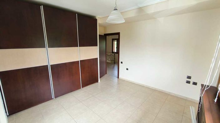 Image No.21-3 Bed Maisonette for sale