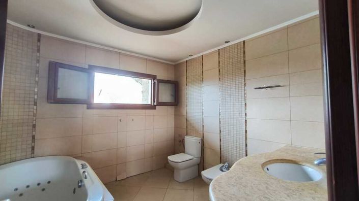 Image No.30-3 Bed Maisonette for sale