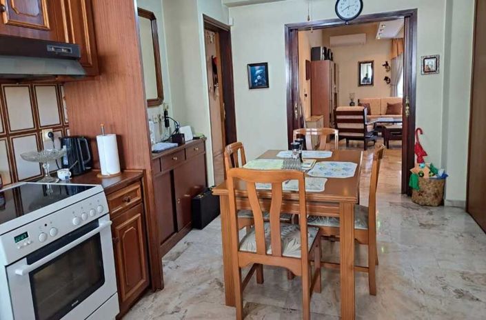 Image No.8-3 Bed Flat for sale