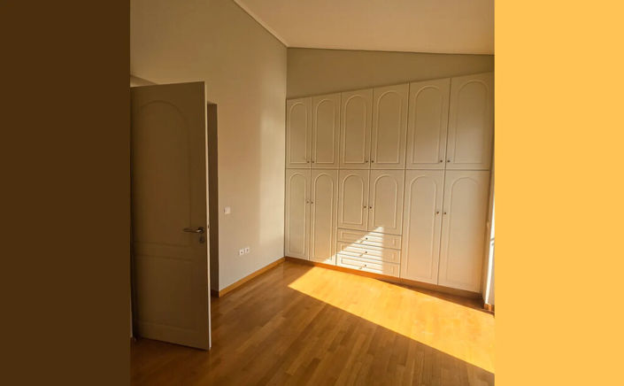 Image No.23-4 Bed Property for sale