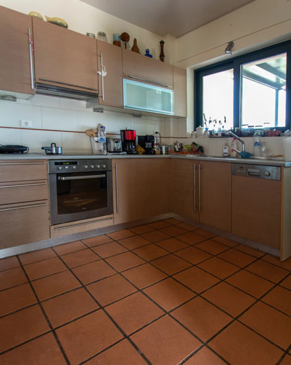Image No.9-3 Bed Maisonette for sale