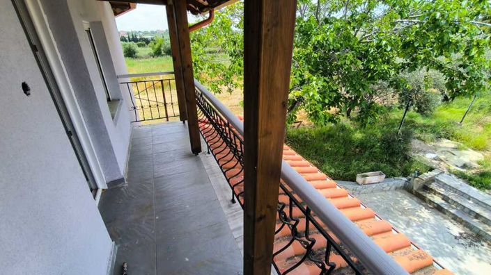 Image No.20-3 Bed Property for sale
