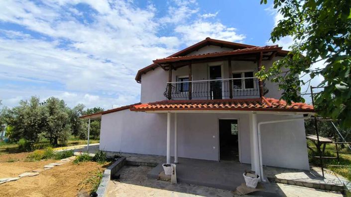Image No.28-3 Bed Property for sale