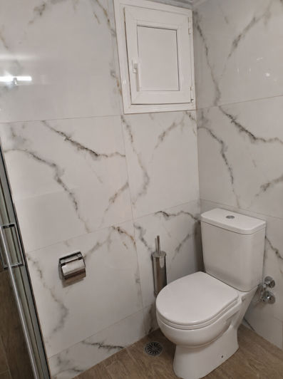 Image No.9-2 Bed Flat for sale
