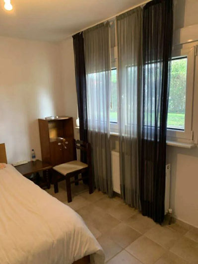 Image No.23-5 Bed Property for sale