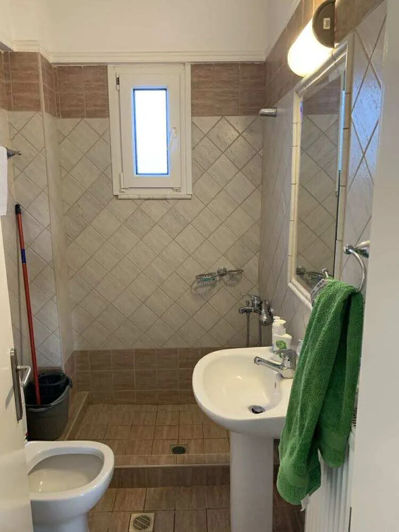 Image No.24-5 Bed Property for sale