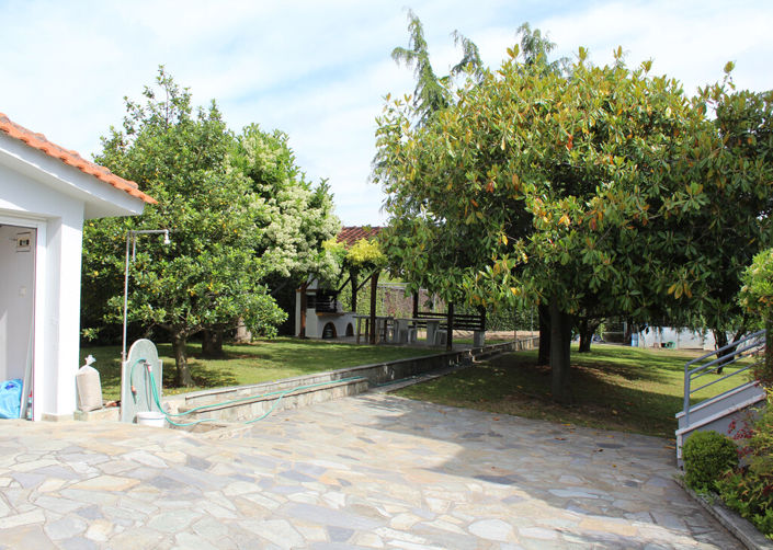 Image No.4-5 Bed Property for sale