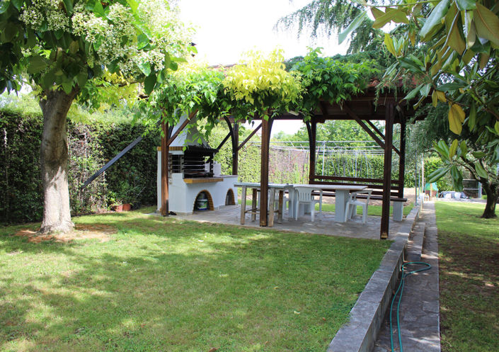 Image No.6-5 Bed Property for sale