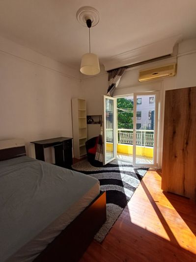 Image No.12-2 Bed Flat for sale