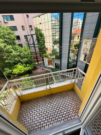 Image No.25-2 Bed Flat for sale