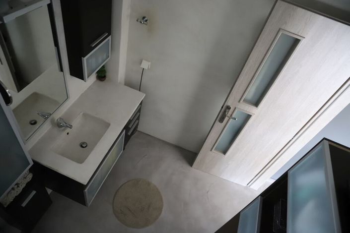 Image No.24-3 Bed Maisonette for sale