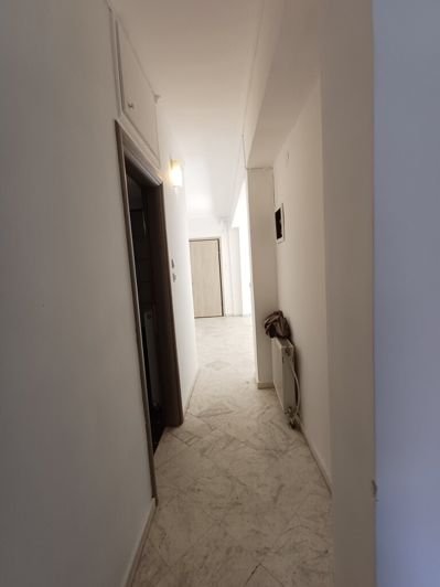 Image No.15-2 Bed Flat for sale