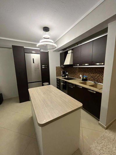Image No.5-3 Bed Flat for sale