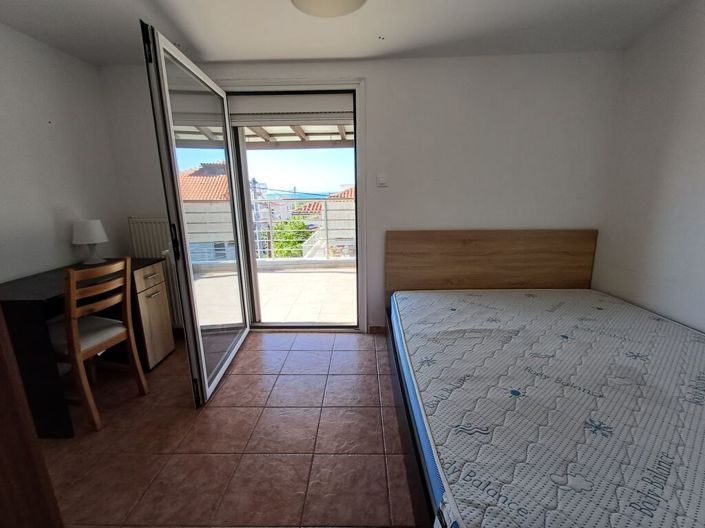 Image No.6-2 Bed Flat for sale