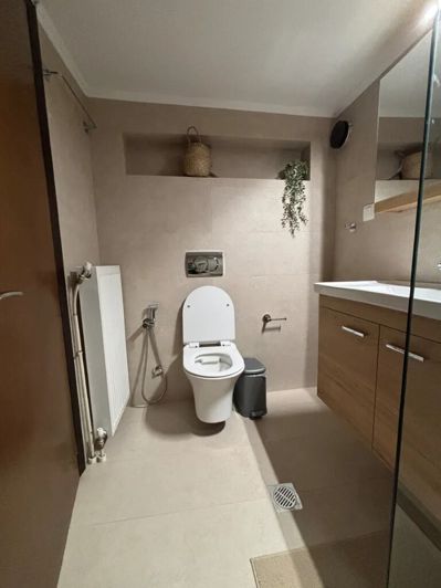 Image No.15-3 Bed Flat for sale