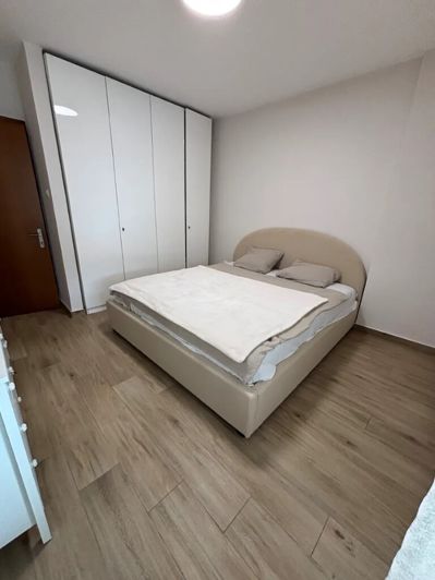 Image No.7-3 Bed Flat for sale