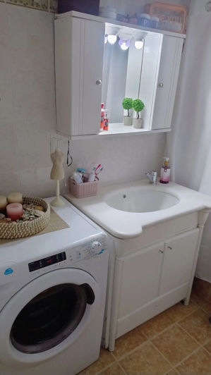 Image No.13-2 Bed Flat for sale