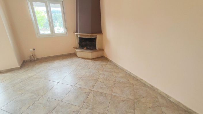 Image No.4-4 Bed Maisonette for sale
