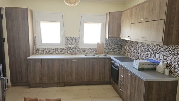 Image No.4-2 Bed Flat for sale