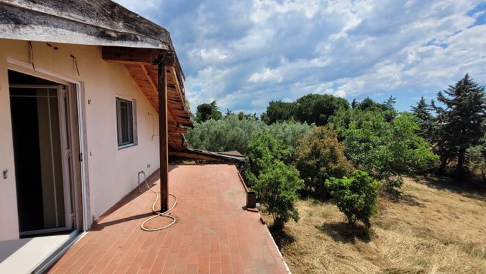 Image No.17-3 Bed Property for sale