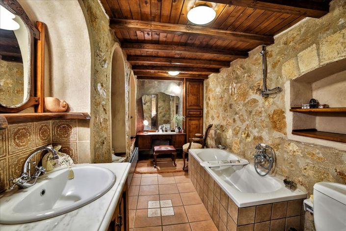 Image No.20-4 Bed Villa for sale