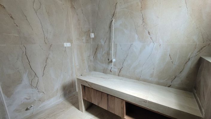 Image No.21-2 Bed Flat for sale