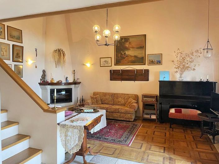 Image No.10-Villa for sale